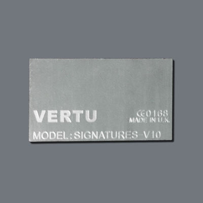 Un buon prezzo. Etichette in alluminio metalliche personalizzate all'ingrosso in linea