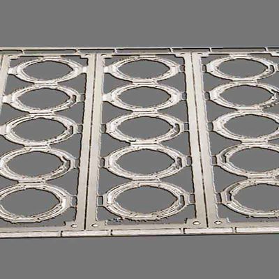 Un buon prezzo. Servizi di incisione metallica di precisione per ordini di grandi volumi in linea