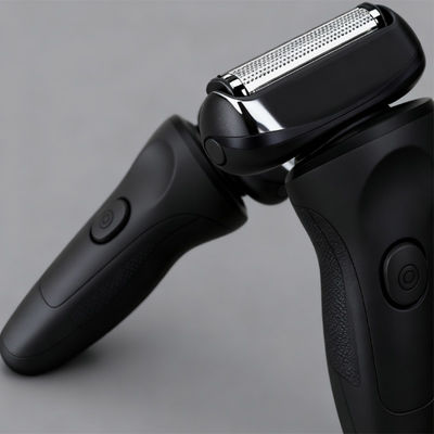 Un buon prezzo. Lame da rasoio incise chimicamente e lamine per rasoi elettrici e strumenti professionali per la cura della persona in linea