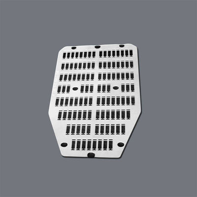 Un buon prezzo. Elettronica alta precisione inciso EMI interferenza schermatura 0.03mm Micro fori in linea
