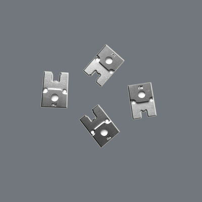 Incision Fotochimica di Connettori Elettrici per Applicazioni Energetiche