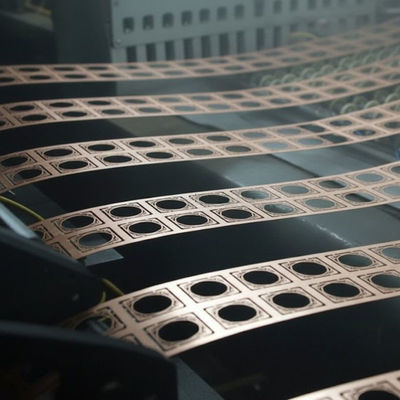 Incisione continua metal roll to roll per componenti metallici di precisione